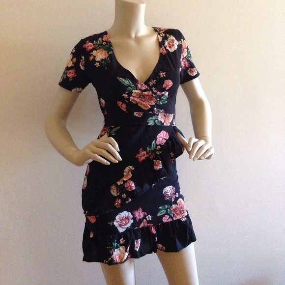 SALE!Junior Size! Sexy & Flirty Floral Print dress - Picture 4 of 4